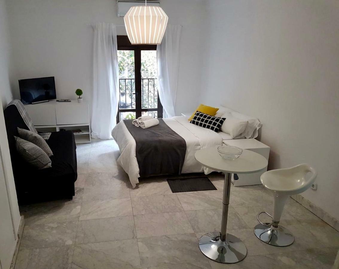 Madrid City Apartments: Huertas Bagian luar foto
