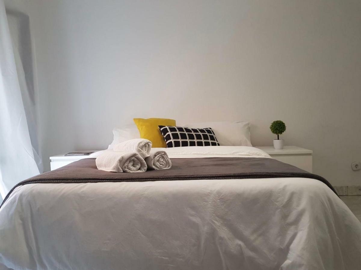 Madrid City Apartments: Huertas Bagian luar foto