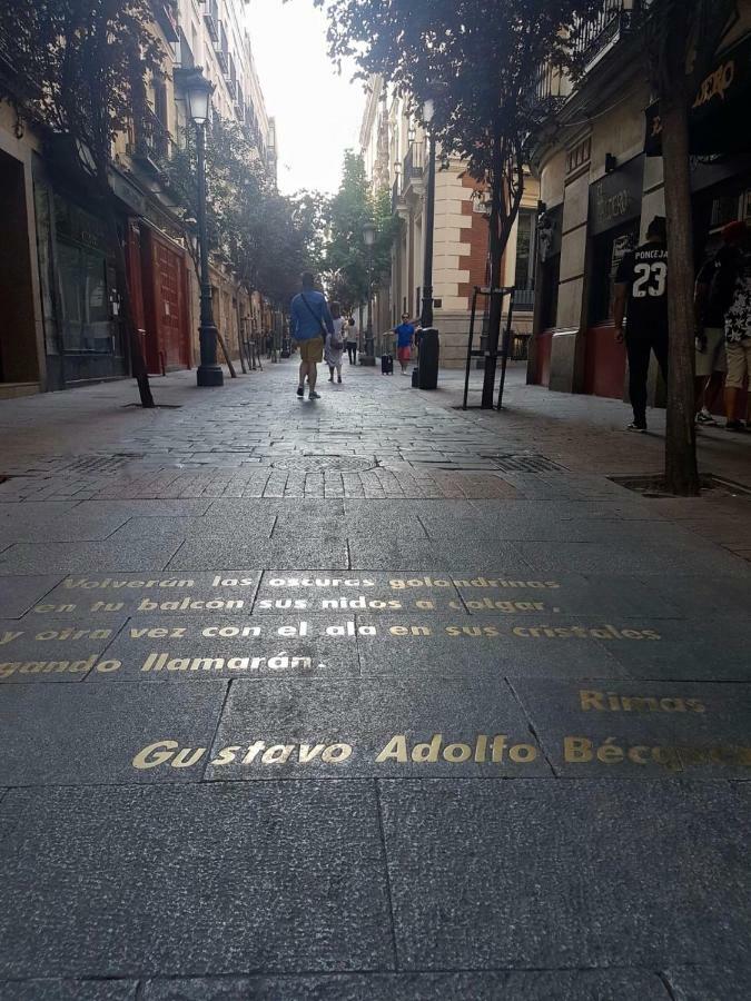 Madrid City Apartments: Huertas Bagian luar foto